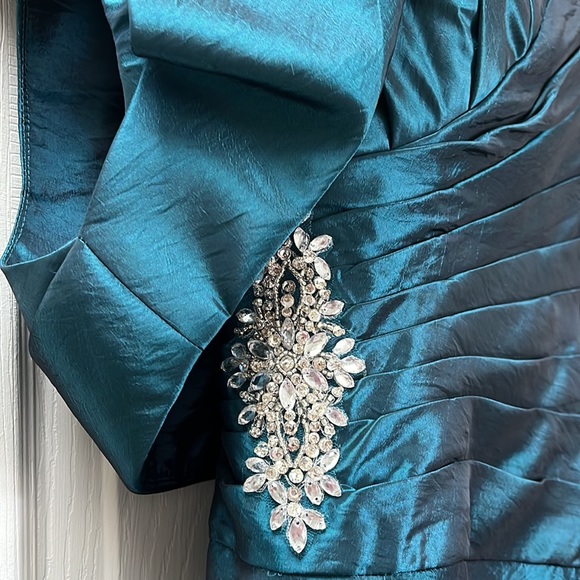 Jade Couture Mother of the Bride Teal Gown - Picture 8 of 16